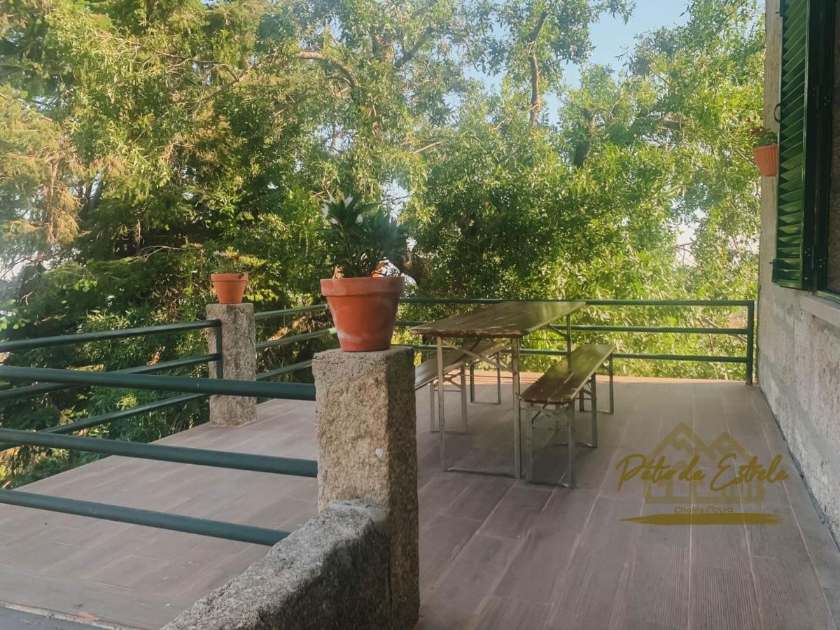 Patio Da Estrela - Chales Moura Penhas da Saúde Екстериор снимка