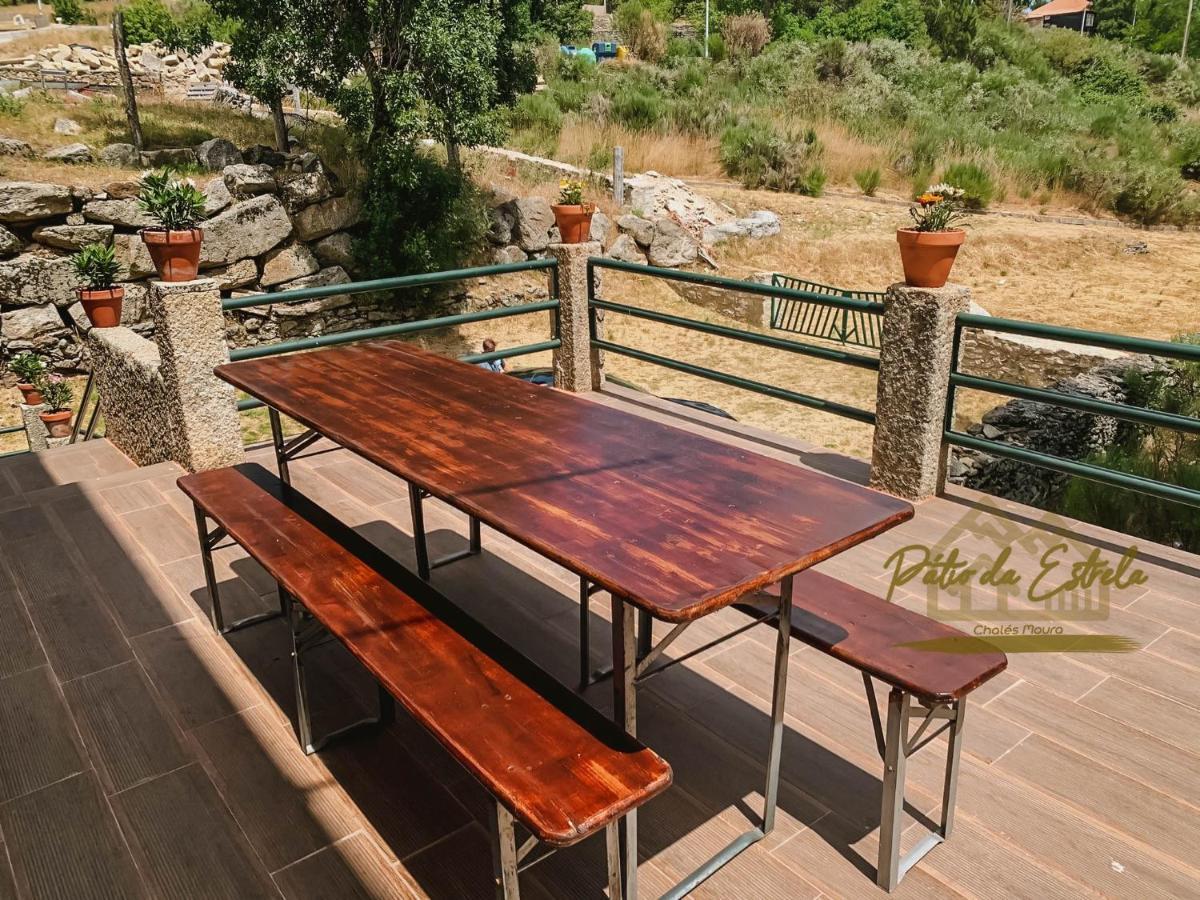 Patio Da Estrela - Chales Moura Penhas da Saúde Екстериор снимка
